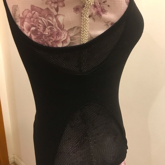 Top - Picture 4 of 5